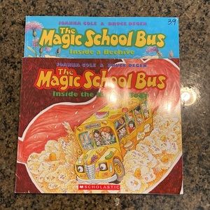 The Magic School Bus books set of 2